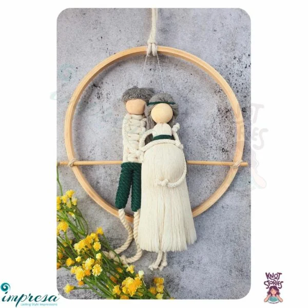 Couple with Baby Bump -Macrame Character Wall Hangings - Impresa Store