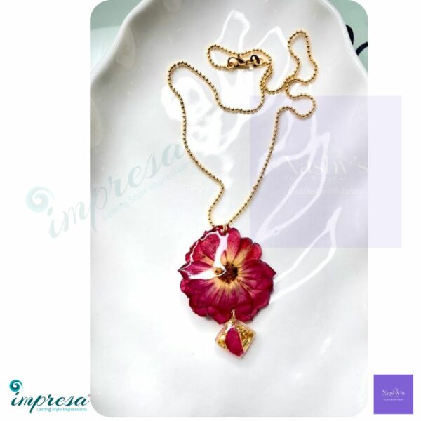 Rose Pendent Chain with Charm - Impresa Store