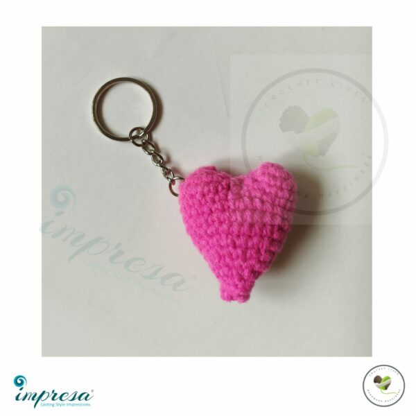 Crochet heart keychain - Impresa Store