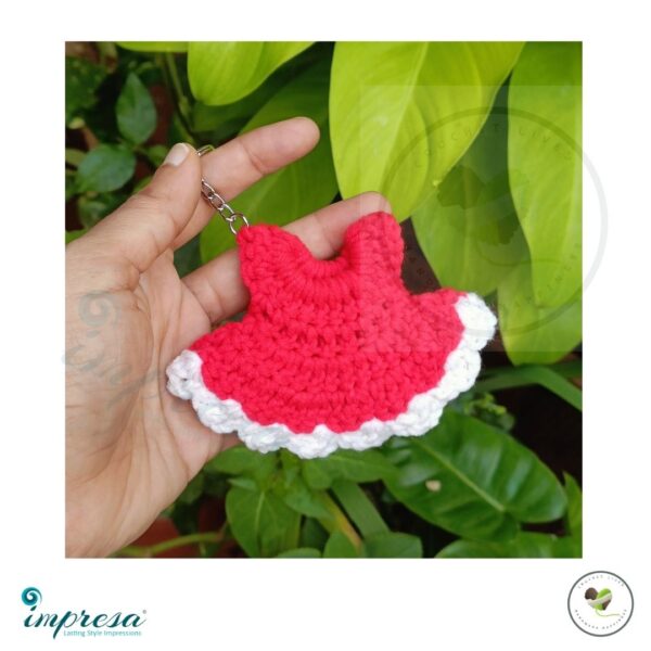 Crochet Frock Keychain Red and White - Impresa Store